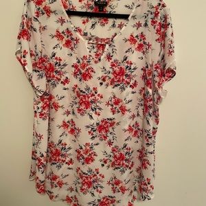 Fun & Flirty Ivory Floral Top